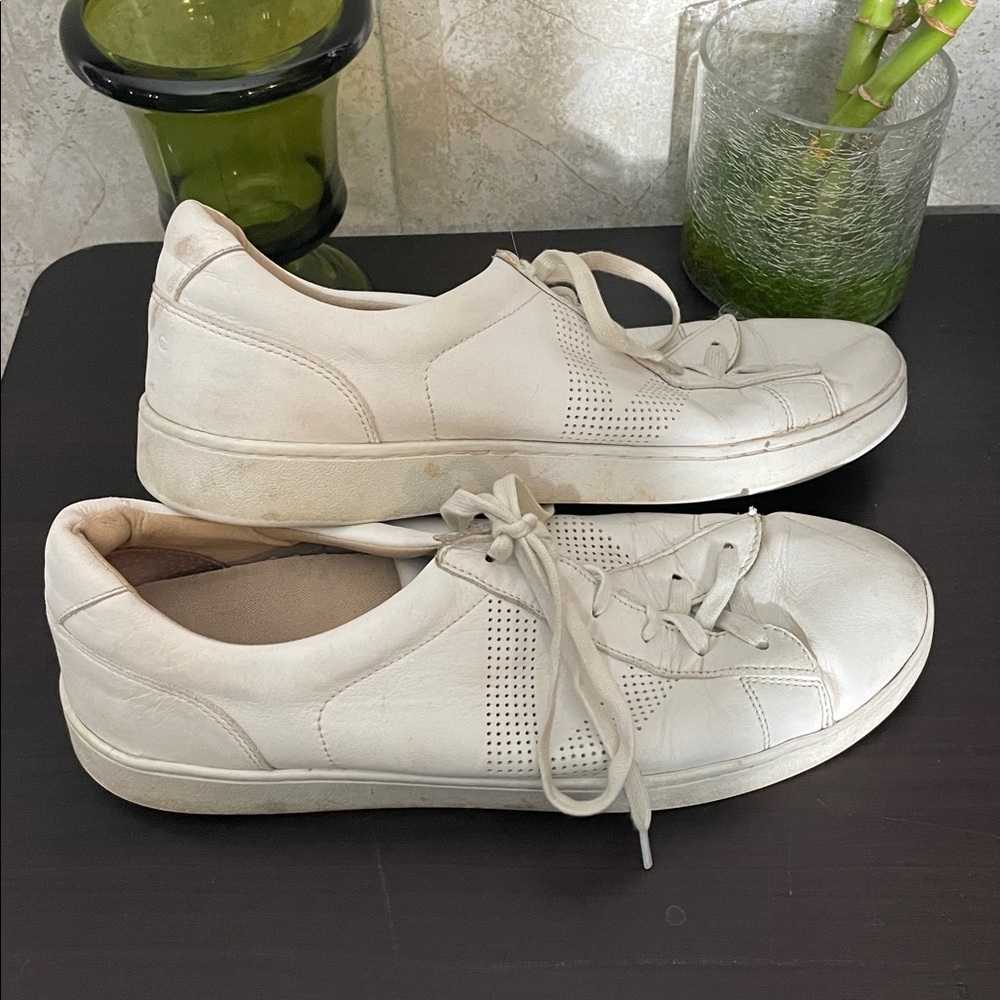 Vionic White Men's Sneakers size 11